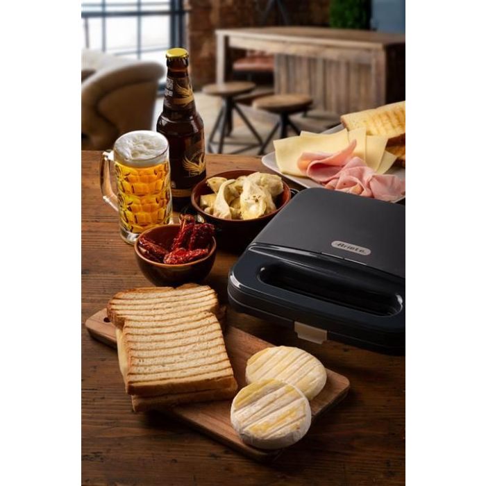 Ariete Sandwichera Breakfast Grafito con Placas Antiadherentes para Sándwiches, Hotdogs y Hamburguesas 6 Ariete Sandwichera Breakfast Grafito con Placas Antiadherentes para Sándwiches, Hotdogs y Hamburguesas 6