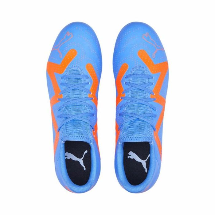 Botas de Fútbol para Adultos Puma Future Play Mg Glimmer Azul Unisex 5 Botas de Fútbol para Adultos Puma Future Play Mg Glimmer Azul Unisex 5