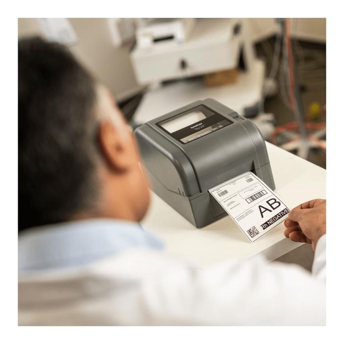 Brother TD-4520TN Impresora de Etiquetas Térmica Directa/Transferencia Térmica 300x300 DPI 127 mm/s Alámbrica Negro 2 Brother TD-4520TN Impresora de Etiquetas Térmica Directa/Transferencia Térmica 300x300 DPI 127 mm/s Alámbrica Negro 2