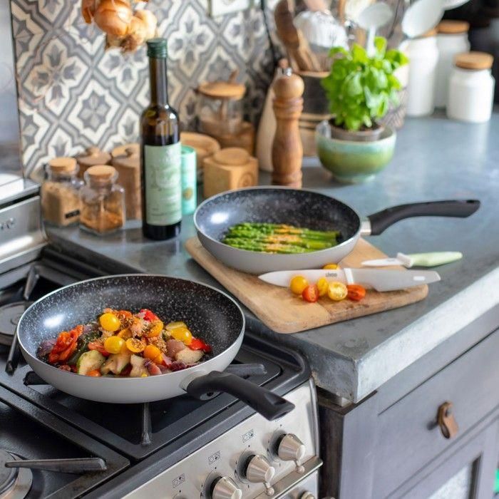 Livoo MEN124GR Juego de 2 Sartenes de Cocina Efecto Piedra Color Gris 1 Livoo MEN124GR Juego de 2 Sartenes de Cocina Efecto Piedra Color Gris 1