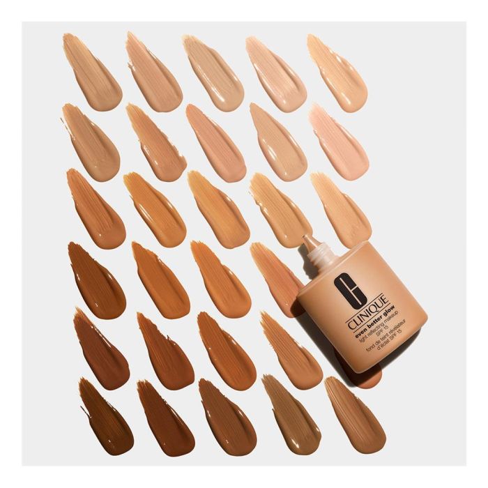 EVEN BETTER GLOW light reflecting makeup SPF15 2