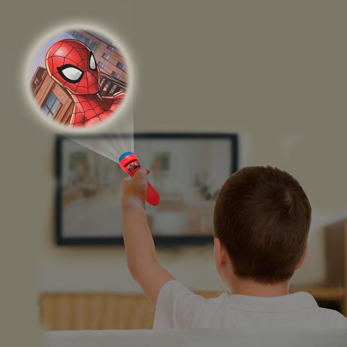 Lexibook Ltc050Sp Linterna LED 2 en 1 y Proyector de Imágenes Spiderman con 3 Discos (24 Fotos) para Niños +3 Años 4
