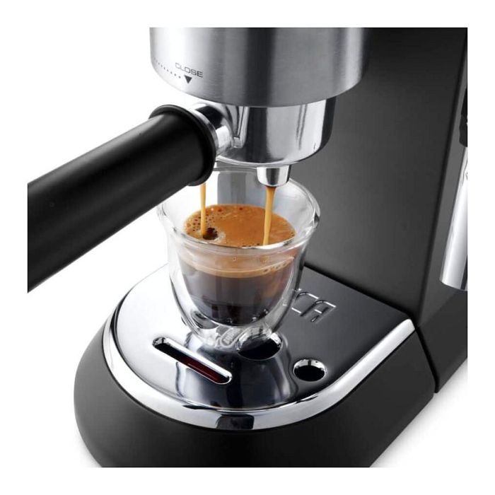 DeLonghi Máquina espresso Dedica EC685.BK Negro Plata 1
