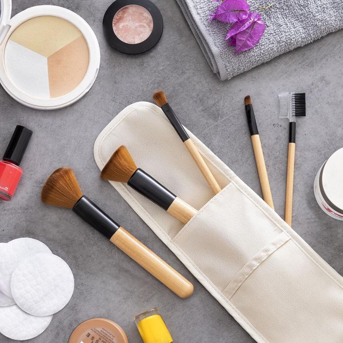 Set de Brochas de Maquillaje de Madera con Funda de Transporte Miset InnovaGoods 5 Unidades 10 Set de Brochas de Maquillaje de Madera con Funda de Transporte Miset InnovaGoods 5 Unidades 10