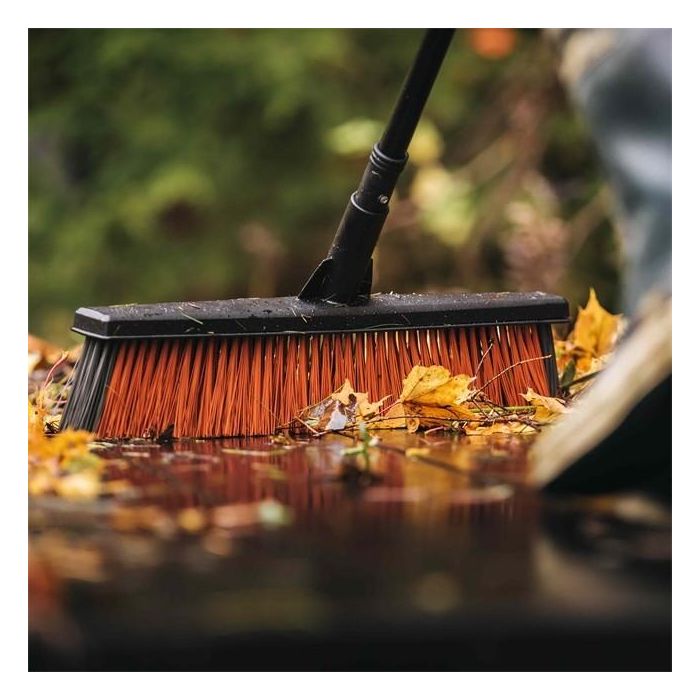 Fiskars Allzweckbesen Solid L 2
