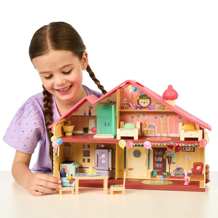 MOOSE 17669 La Casa de Celebraciones de Bluey con 11 Accesorios y Muebles Quita y Pon, Incluye Figura Exclusiva 5