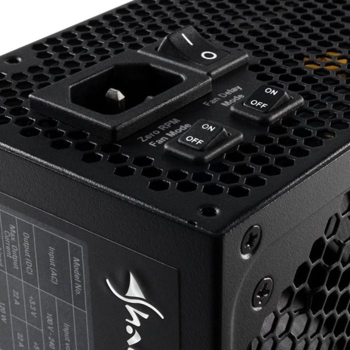 Sharkoon SilentStorm Cool Zero unidad de fuente de alimentación 650 W 20+4 pin ATX ATX Negro 2 Sharkoon SilentStorm Cool Zero unidad de fuente de alimentación 650 W 20+4 pin ATX ATX Negro 2