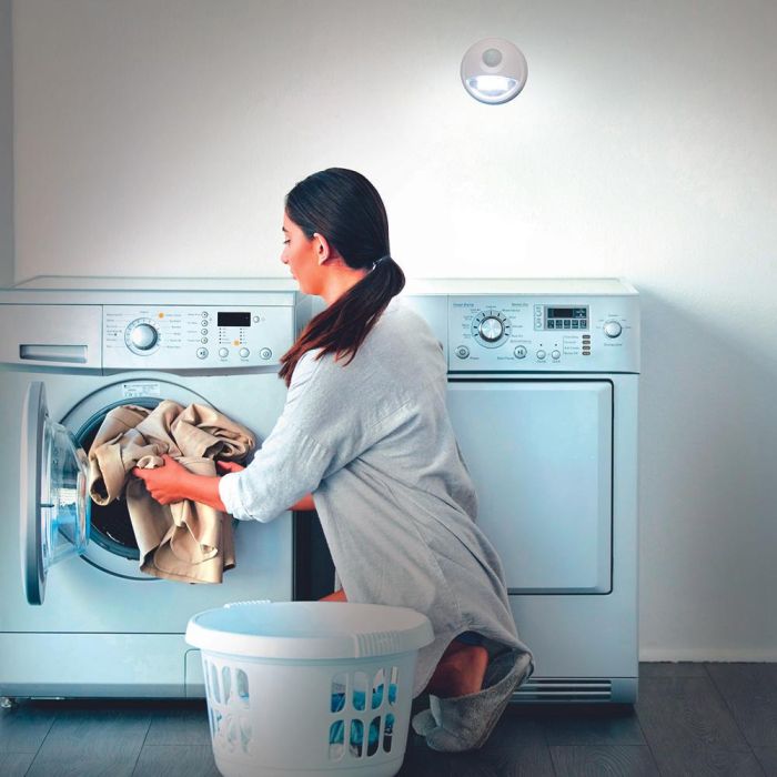 Je cherche une Idee Lámpara LED COB con Sensor de Movimiento para Armarios y Escaleras, Blanco Frío, 100 Lúmenes 2