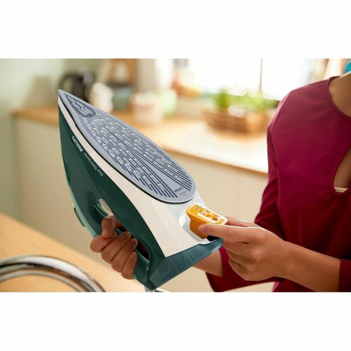 Philips DST7031/70 Plancha a Vapor Serie 7000 Suela SteamGlide Plus 2800W, Golpe Vapor 250g, Antigoteo, Desconexión Automática, Verde Menta 3 Philips DST7031/70 Plancha a Vapor Serie 7000 Suela SteamGlide Plus 2800W, Golpe Vapor 250g, Antigoteo, Desconexión Automática, Verde Menta 3