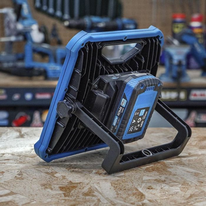 Koma Tools Foco Proyector LED 20W 1800LM, Luz Fría 6500K, Ángulo 120°, IP20, Cuerpo Aluminio, 22.8x7x22.8cm 6