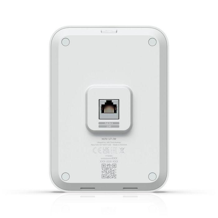 Ubiquiti AP WiFi 7 Montaje Pared, 4 Spatial Streams, 115 m2, 3x 2.5 GbE RJ45 PoE, Switch Integrado para Hostelería 8