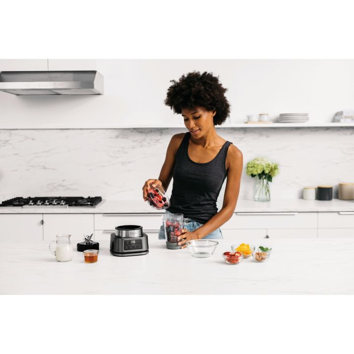 Ninja CB100EU Batidora de Vaso Power Nutri 2 en 1, 1100W, con Bol y Vaso, Tecnología Smart Torque y Auto-iQ 4 Ninja CB100EU Batidora de Vaso Power Nutri 2 en 1, 1100W, con Bol y Vaso, Tecnología Smart Torque y Auto-iQ 4