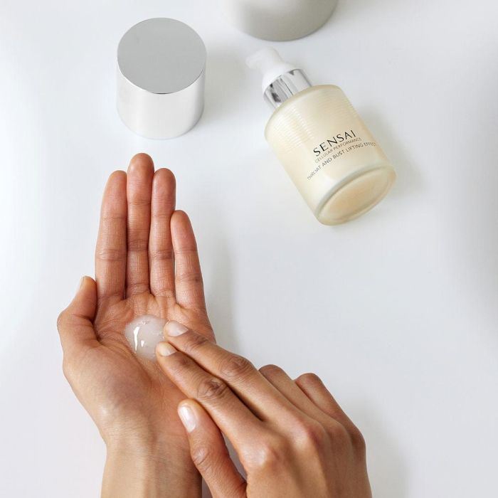 Reafirmante Cuello y Escote Kanebo Sensai Cellular Performance 100 ml 2