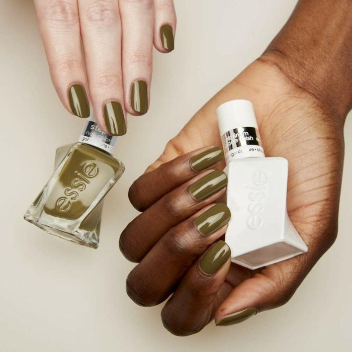 Essie GEL COUTURE #540-plaid Fairy Taylor - Rosa Nude, Brillo Similar al Gel, Duración 12 Días 3