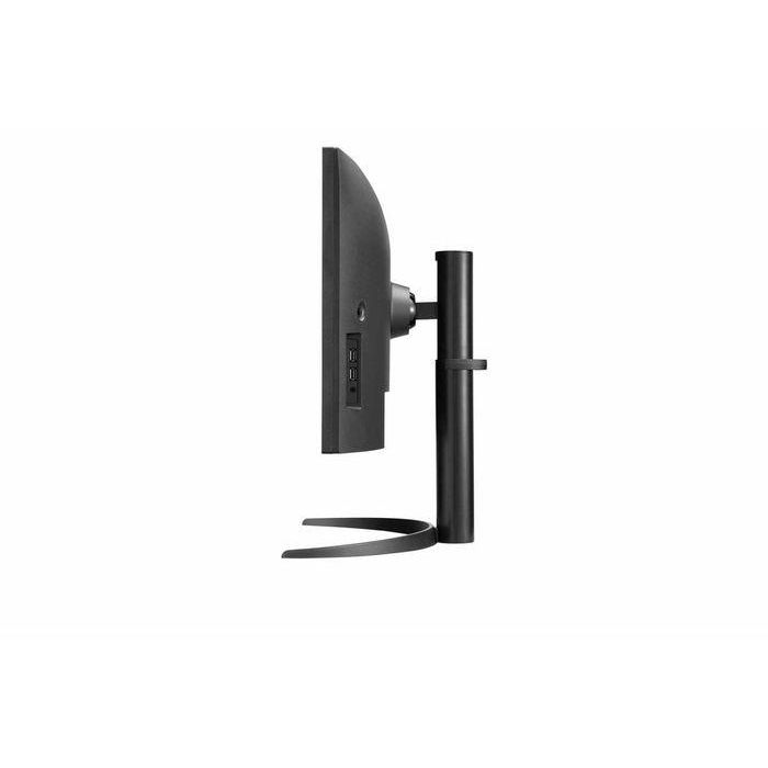 LG 34", 3440 x 1440, 21:9, IPS, HDMI, DisplayPort, USB-C, USB 3.0, 816.7 x 569.7 x 260 mm, 8600 g 4 LG 34", 3440 x 1440, 21:9, IPS, HDMI, DisplayPort, USB-C, USB 3.0, 816.7 x 569.7 x 260 mm, 8600 g 4
