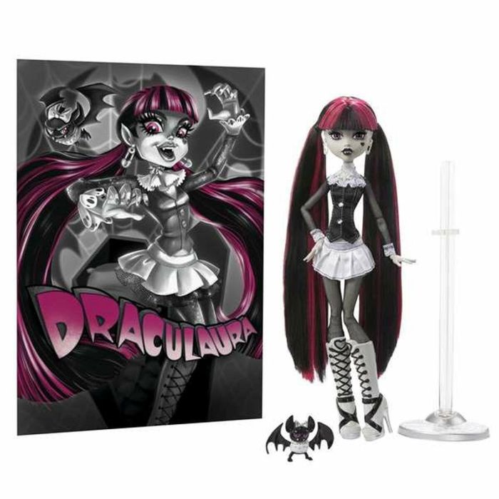 Monster High Muñeca Draculaura Colección Reel Drama. Diseño en Blanco y Negro, Juguete para Niñas y Niños. Edad Mínima Recomendada: 6 Años. 4 Monster High Muñeca Draculaura Colección Reel Drama. Diseño en Blanco y Negro, Juguete para Niñas y Niños. Edad Mínima Recomendada: 6 Años. 4