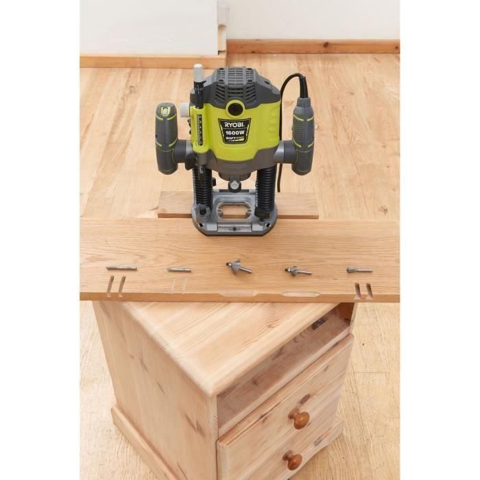 RYOBI RRT1600 - K - Router 1600 Watts + 5 cortadores 3