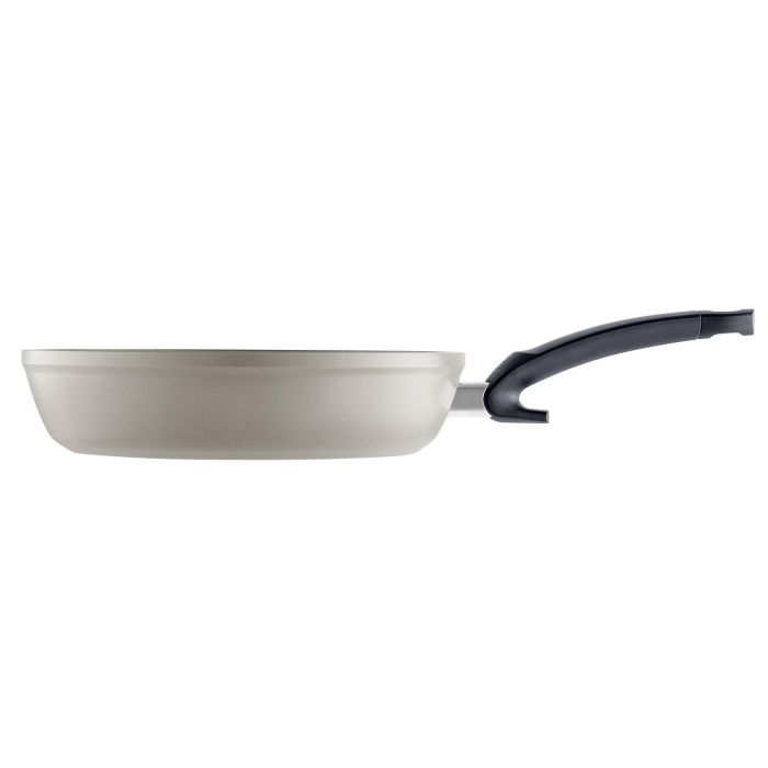 Fissler Ceratal® Comfort Sartén 28cm, Revestimiento Cerámico Antiadherente, Apto para Inducción, 159-220-28-100/0 2 Fissler Ceratal® Comfort Sartén 28cm, Revestimiento Cerámico Antiadherente, Apto para Inducción, 159-220-28-100/0 2