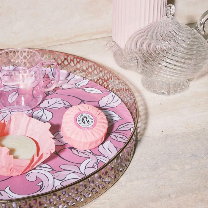 Roger & Gallet 3969B ROSE THÉ Jabón de Bienestar Perfumado con Rosa Damascena y Bergamota para Piel Suave 100g 1 Roger & Gallet 3969B ROSE THÉ Jabón de Bienestar Perfumado con Rosa Damascena y Bergamota para Piel Suave 100g 1