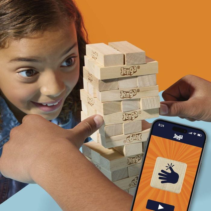 Hasbro Games G1499 Juego Jenga Clásico de Torre de Bloques. Habilidad y Estrategia para +6 años, con App Gratuita Español/Portugués 4