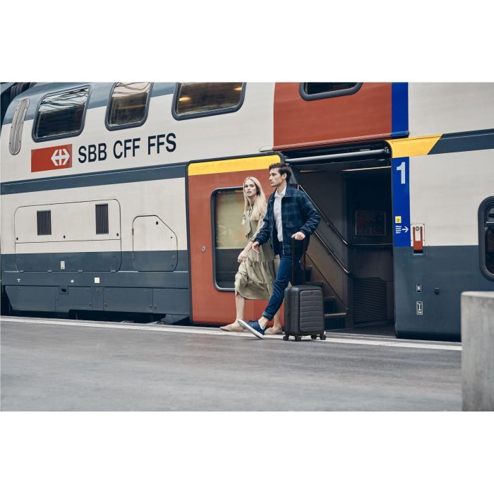 Wenger Maleta de Cabina Syntry con Compartimento para Portátil 14", 4 Ruedas Pivotantes, Negro/Gris, 36L 6