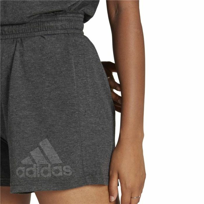 Pantalones Cortos Deportivos para Mujer Adidas Future Icons Winners Gris oscuro 2 Pantalones Cortos Deportivos para Mujer Adidas Future Icons Winners Gris oscuro 2