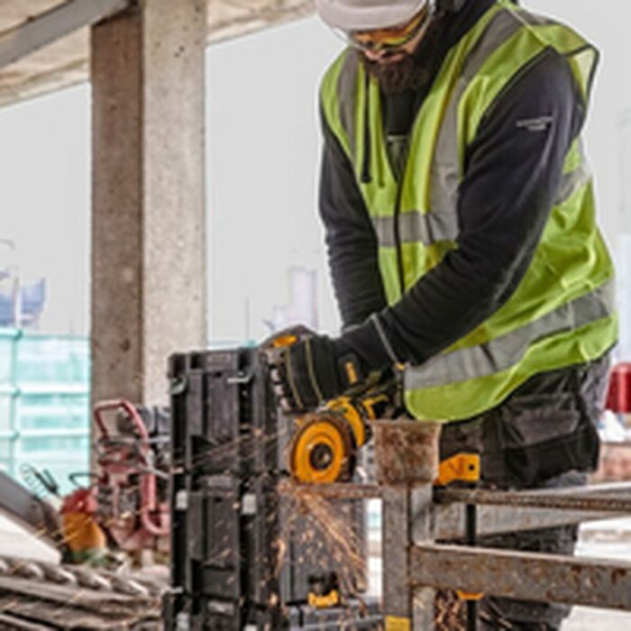 Lijadora de banda Dewalt DCG418NT-XJ 7 Lijadora de banda Dewalt DCG418NT-XJ 7