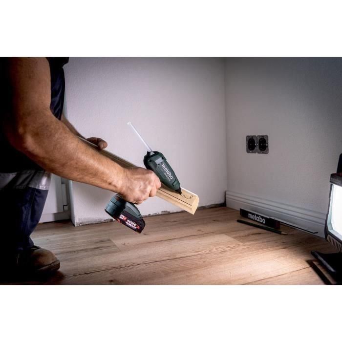 Pistola de pegamento caliente a batería - METABO - HK 18 LTX 20 - 18 V - MetaBOX 145 2 Pistola de pegamento caliente a batería - METABO - HK 18 LTX 20 - 18 V - MetaBOX 145 2
