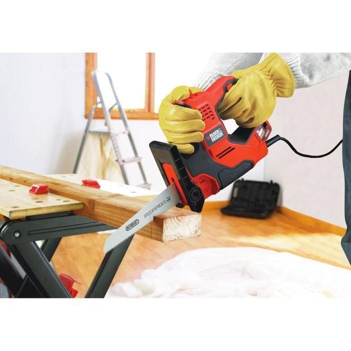 BLACK+DECKER Sierra Scorpion 500W Autoselect 1 BLACK+DECKER Sierra Scorpion 500W Autoselect 1