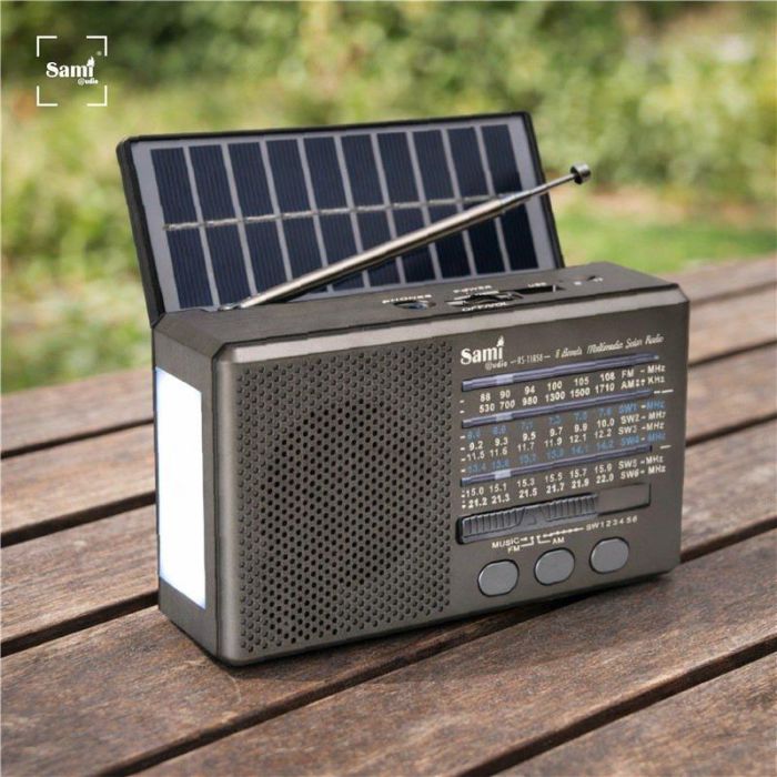 SAMI Radio Multimedia Portatil 8 Bandas con Bateria, Cargador Solar y Pila