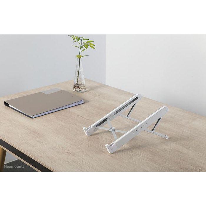 Neomounts NSLS010 Soporte Plegable y Ajustable para Portátiles 11-17" con 6 Alturas, Capacidad 5kg, Diseño Ultra-Delgado Plata 14 Neomounts NSLS010 Soporte Plegable y Ajustable para Portátiles 11-17" con 6 Alturas, Capacidad 5kg, Diseño Ultra-Delgado Plata 14