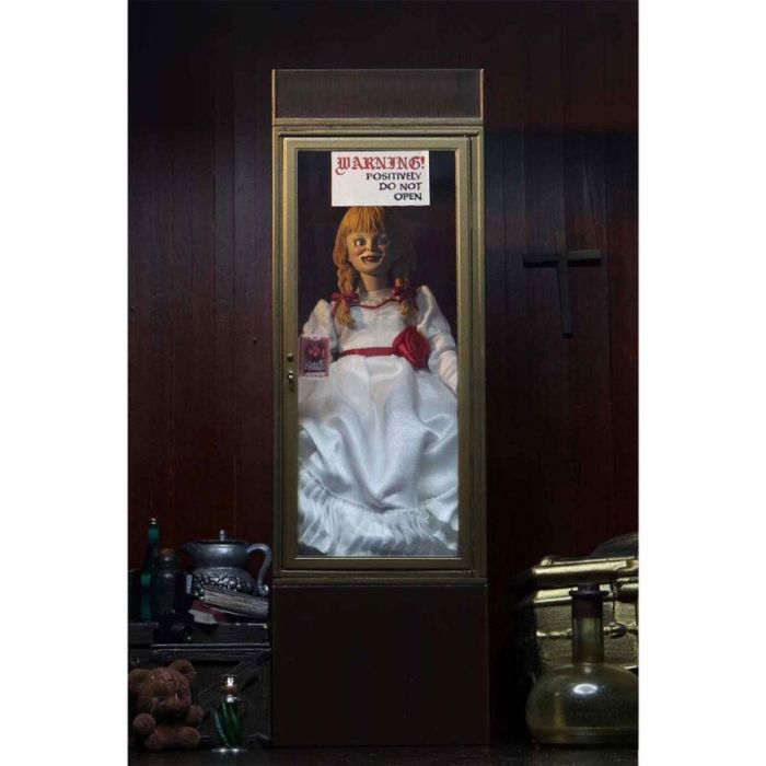 Figura Annabelle The Conjuring Universe 20cm 3 Figura Annabelle The Conjuring Universe 20cm 3