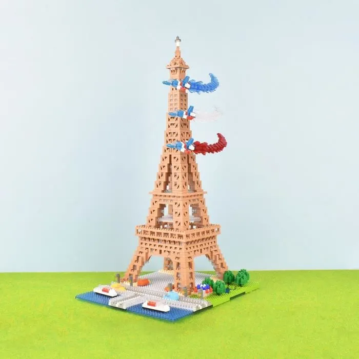 Bandai NB057 Torre Eiffel Nanoblock, 500 Piezas, Bloques de Construcción Educativos para Niños a Partir de 8 Años, Modelo DIY 1
