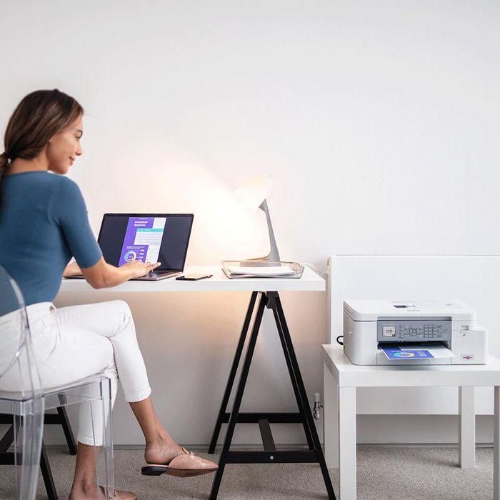 Brother MFC-J4335DW Impresora Multifunción 4en1 Inyección de Tinta A4 Wi-Fi ADF Dúplex Color Blanco 2