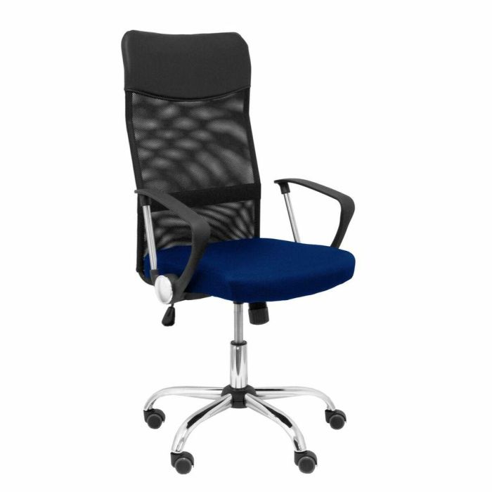 Piqueras y Crespo Silla Gontar Giratoria Basculante con Respaldo de Malla Negra y Asiento Azul, Brazos Fijos Piqueras y Crespo Silla Gontar Giratoria Basculante con Respaldo de Malla Negra y Asiento Azul, Brazos Fijos