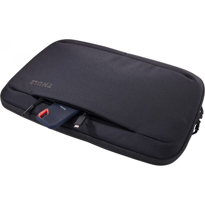 THULE Subterra 2 MacBook Sleeve 16'' Black 6 THULE Subterra 2 MacBook Sleeve 16'' Black 6