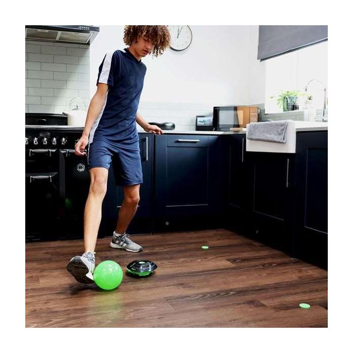 Juego soccerbot ¡dentro de casa! ¿podrás vencer al robot de fútbol inteligente? 2 Juego soccerbot ¡dentro de casa! ¿podrás vencer al robot de fútbol inteligente? 2