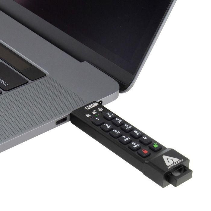 Apricorn Llave USB Encriptada 32GB USB 3.2 Tipo C Hardware AES 256-bit con Teclado, Seguridad Militar FIPS IP68 2 Apricorn Llave USB Encriptada 32GB USB 3.2 Tipo C Hardware AES 256-bit con Teclado, Seguridad Militar FIPS IP68 2