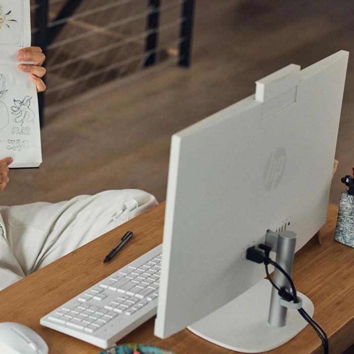 HP Ordenador All In One 24 - Cr0132Ns Intel Core i5 13ª Gen 16GB RAM 512GB SSD FreeDOS 23.8" IPS FHD Blanco