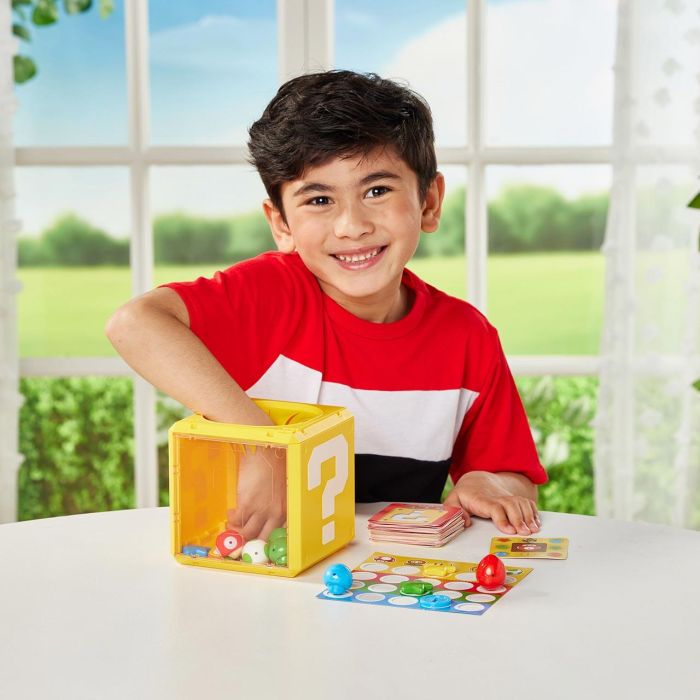Epoch 7556 Juego de Mesa Question Block Super Mario Bros, 3 Juegos en 1 (incluye Bingo), Edad +4 años 3 Epoch 7556 Juego de Mesa Question Block Super Mario Bros, 3 Juegos en 1 (incluye Bingo), Edad +4 años 3