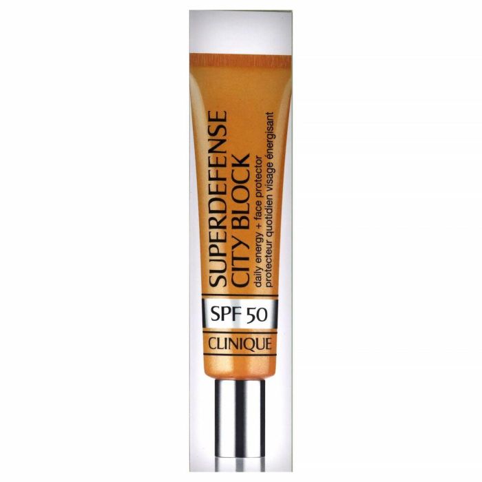 Clinique SUPERDEFENSE city block SPF50 Tratamiento Facial Hidratante Diario con Protección Solar Alta Antiedad Antifatiga 40 ml 4