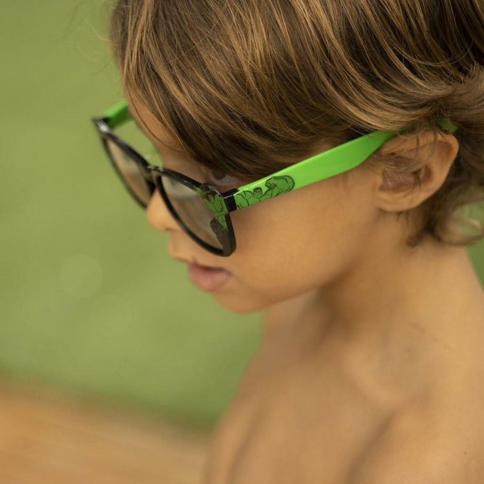 Cerdá Gafas de Sol Infantiles Premium Avengers Hulk Verde | Para Niños de 3 a 8 años | Material PC/Acrílico | Medidas 12,9x4x12,5 cm 1 Cerdá Gafas de Sol Infantiles Premium Avengers Hulk Verde | Para Niños de 3 a 8 años | Material PC/Acrílico | Medidas 12,9x4x12,5 cm 1