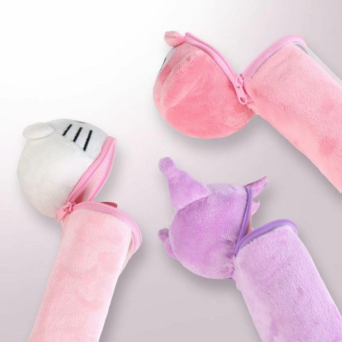 Cerdá Estuche Portatodo de Peluche Hello Kitty Lila Talla Única 11 Cerdá Estuche Portatodo de Peluche Hello Kitty Lila Talla Única 11