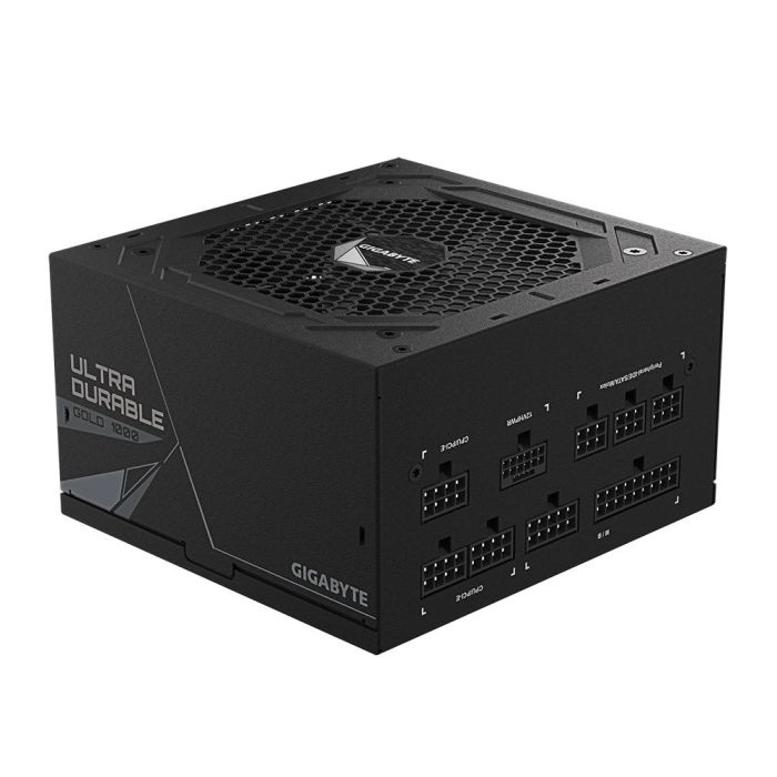Gigabyte UD1000GM PG5 unidad de fuente de alimentación 1000 W 20+4 pin ATX ATX Negro 3 Gigabyte UD1000GM PG5 unidad de fuente de alimentación 1000 W 20+4 pin ATX ATX Negro 3