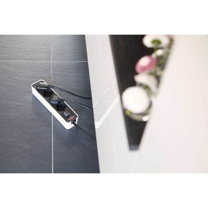 Regleta Enchufes 3 Tomas con Interruptor Brennenstuhl Ecolor 3600 W (1,5 m) 3 Regleta Enchufes 3 Tomas con Interruptor Brennenstuhl Ecolor 3600 W (1,5 m) 3