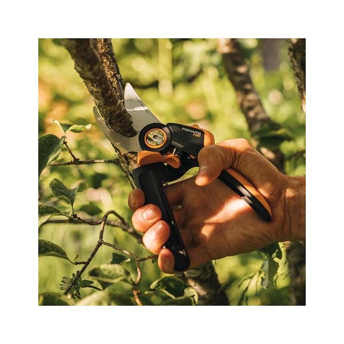 Fiskars X-series L P961 Tijeras de podar de Bypass, corte para evitar, acero inoxidable, longitud 222 mm, capacidad de corte 2.6 cm, 222 g 2 Fiskars X-series L P961 Tijeras de podar de Bypass, corte para evitar, acero inoxidable, longitud 222 mm, capacidad de corte 2.6 cm, 222 g 2