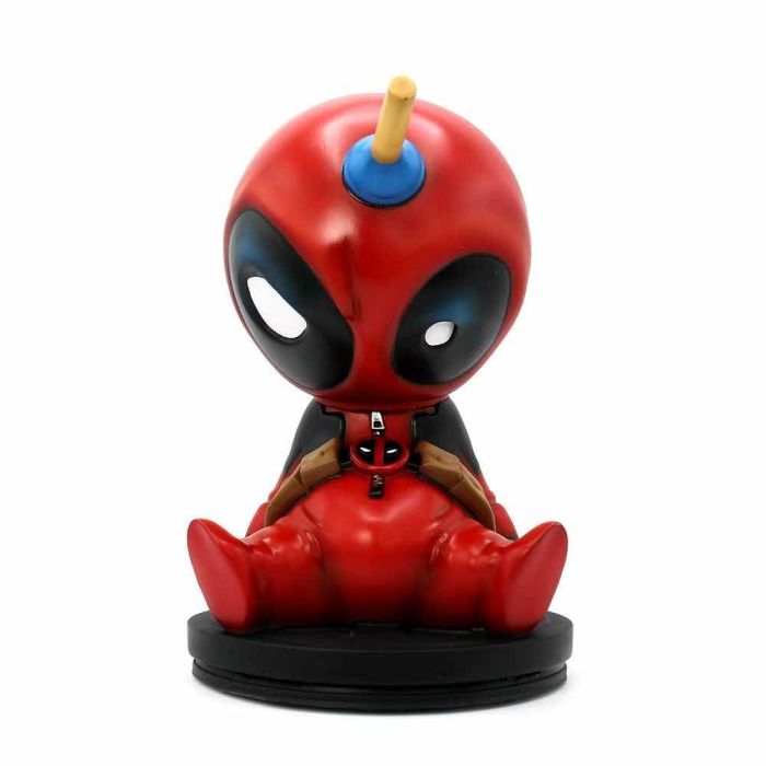 Semic Studios Figura Hucha Marvel Deadpool PVC 19,5 cm Diseño Skottie Young 0 Semic Studios Figura Hucha Marvel Deadpool PVC 19,5 cm Diseño Skottie Young 0