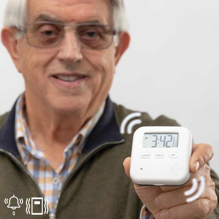 Innovagoods Pastillero Inteligente Electrónico con Reloj, Alarma y Cronómetro, 4 Compartimentos, Hermético, Tamaño Bolsillo 5