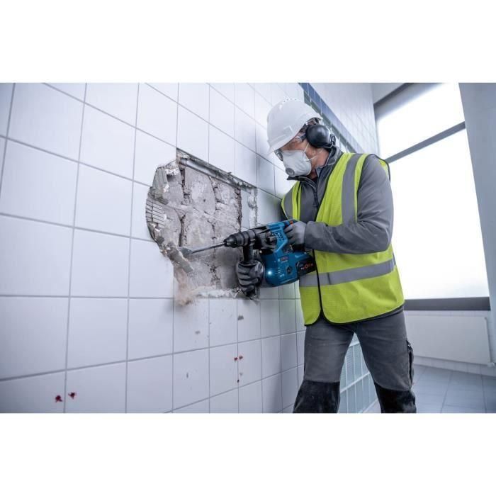 Taladro percutor Bosch Professional GBH 18V-28CF con aspirador GDE 18V-16, 2 baterías ProCore 8.0Ah, Cargador, en Lboxx - 4 Taladro percutor Bosch Professional GBH 18V-28CF con aspirador GDE 18V-16, 2 baterías ProCore 8.0Ah, Cargador, en Lboxx - 4