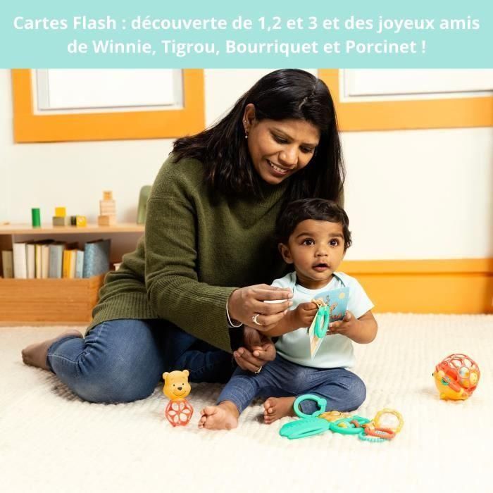 Disney Baby DIS0074451174542 - Set Regalo Nacimiento Bebé Winnie the Pooh 5 Juguetes: Mordedor, Pelota, Sonajero, Clip Cochecito 2